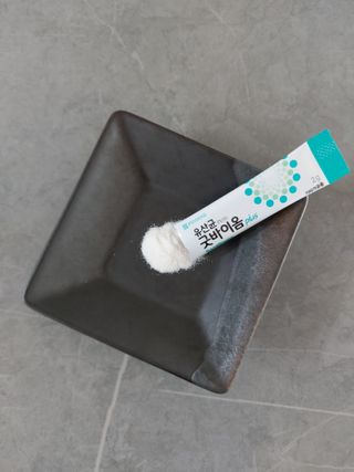프리마인 유산균 국가지정연구소 선정, 살아있는 생유산균 200억 마리의 힘. 유산균n굿바이옴플러스 — 5점을 준 리뷰어가 2021년 10월 올린 사용 사진