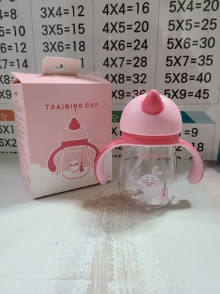 유비맘 트라이탄 코니빨대컵_컬러 랜덤 발송 — 5점을 준 리뷰어가 2020년 12월 올린 사용 사진