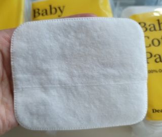 디어엘로디 프리미엄 유기농 유아 솜티슈 40매 3Pack +60매 1Pack 혼합형 — 5점을 준 리뷰어가 2021년 4월 올린 사용 사진