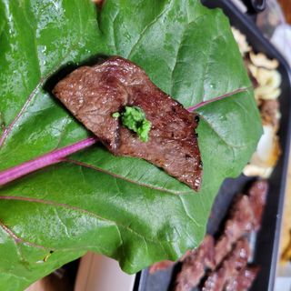 화룽 프리미엄 소고기 와규 mb9고마블 눈꽃살+부채살+등심 선물세트 — 5점을 준 리뷰어가 2022년 5월 올린 사용 사진