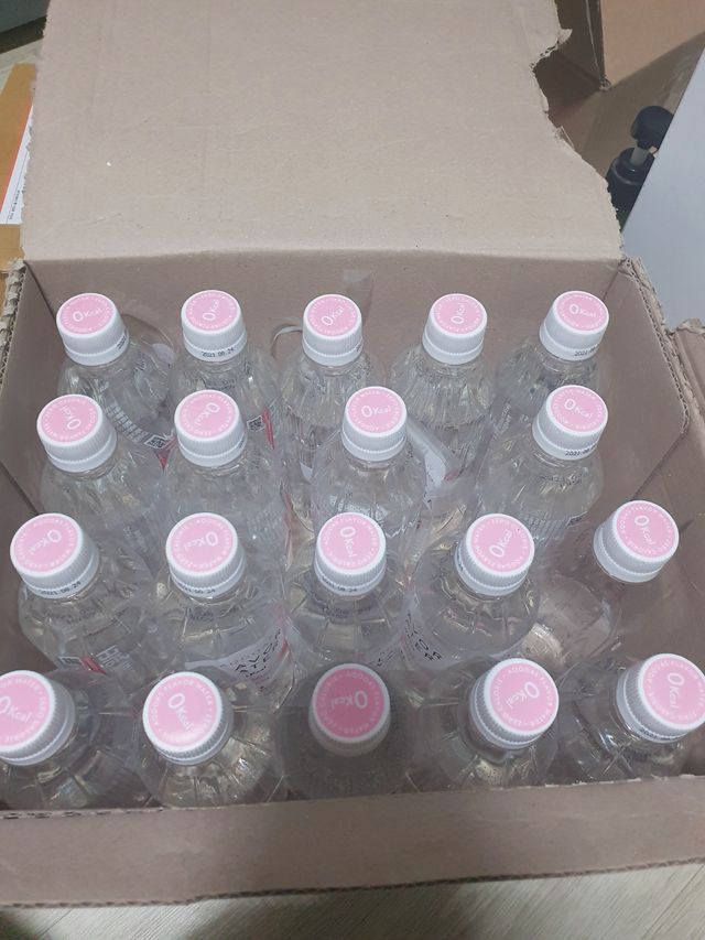 [아쿠아스] 제로칼로리 플레이버워터 복숭아/청포도 1BOX 20개입 리뷰 사진