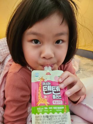 나우캠페인용 [한미사이언스] 우리 아이 튼튼, 엄마 마음 든든! 마시는텐텐 플러스 (100ml*10입) — 5점을 준 리뷰어가 2023년 10월 올린 사용 사진