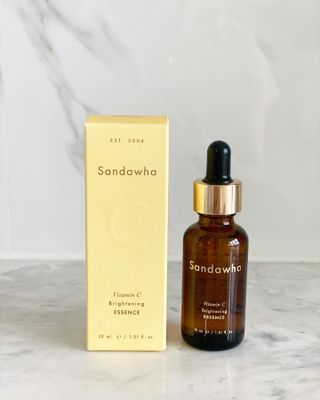 스킨큐어 산다화 비타민c 화이트닝 에센스 30ml — 5점을 준 리뷰어가 2021년 8월 올린 사용 사진