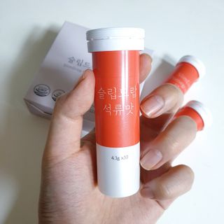 [슬림드랍 석류맛] 건기식 다이어트 보조제 겸 비타민 — 5점을 준 리뷰어가 2022년 2월 올린 사용 사진