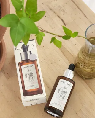 보타니티 [홍]조[진]정[결]케어 플라본 부스터 210ml / 플라본 세럼 50ml — 5점을 준 리뷰어가 2022년 7월 올린 사용 사진