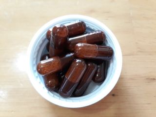 프리마인 홍삼의 강력한 에너지, 이제는 흡수율을 높인 최첨단 캡슐로 간편하게 초고속 충전하세요. — 4점을 준 리뷰어가 2022년 8월 올린 사용 사진