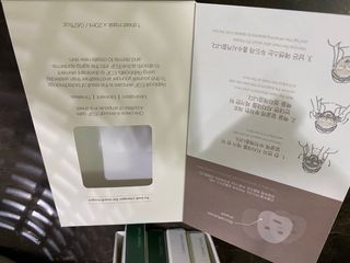 [리블로셀] 홈에스테틱 마스크팩 세트(글로썸 마스크 2매 + 플로썸 마스크 3매) — 5점을 준 리뷰어가 2022년 5월 올린 사용 사진