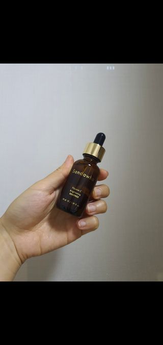 스킨큐어 산다화 비타민c 화이트닝 에센스 30ml — 5점을 준 리뷰어가 2023년 8월 올린 사용 사진