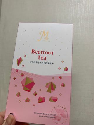 마시다 매혹적인 붉은 빛이 입안 가득히, 비트루트차 — 5점을 준 리뷰어가 2021년 3월 올린 사용 사진