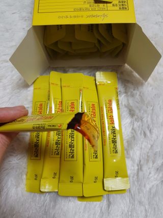자연에온 경남제약 비타민 쉬머 저분자콜라겐 20g x 30포 — 5점을 준 리뷰어가 2021년 12월 올린 사용 사진
