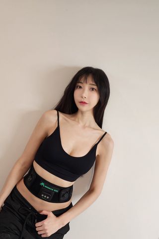 미라클헬스케어 부위별 EMS 저주파 마사지기 5종 — 4점을 준 리뷰어가 2023년 3월 올린 사용 사진