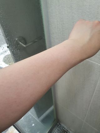 벨먼 내추럴스파 수분광채 스크럽 바디워시 600ml 5종 — 5점을 준 리뷰어가 2022년 5월 올린 사용 사진