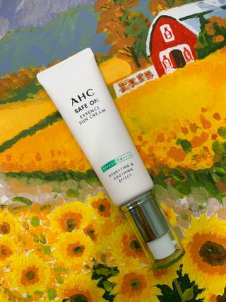 [AHC] 세이프온 에센스 선크림 올리브영 스페셜 증정 기획세트 — 5점을 준 리뷰어가 2022년 6월 올린 사용 사진
