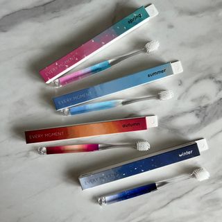 에브리모먼트 에브리 모먼트 칫솔 Every moment toothbrush — 5점을 준 리뷰어가 2022년 5월 올린 사용 사진