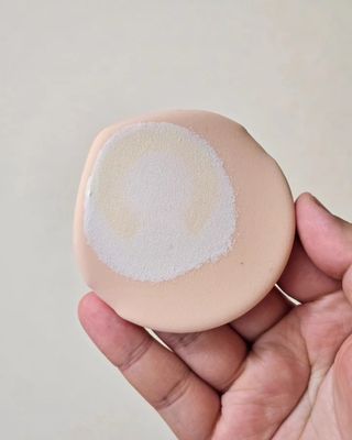 광동생활건강 MF[광동] 비타500✨주름개선·미백·SPF50+🌞퍼펙트쉴드 빅 선쿠션 본품 — 5점을 준 리뷰어가 2024년 5월 올린 사용 사진