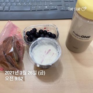 프로티원 단백질쉐이크 곡물맛 2주분 1통+보틀 — 5점을 준 리뷰어가 2021년 3월 올린 사용 사진