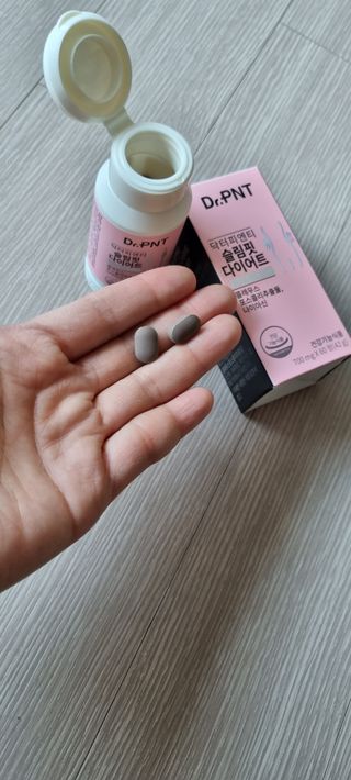 닥터피엔티 [Dr.PNT] 하루 2알로 건강한 다이어트! 한겨울에도 체지방만 쏙~ 슬림핏 다이어트 — 4점을 준 리뷰어가 2023년 3월 올린 사용 사진