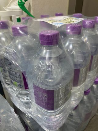 몽베스트 MONTBEST 1L 12입 — 2.5점을 준 리뷰어가 2022년 2월 올린 사용 사진