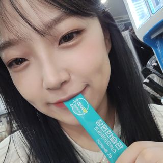 [유산균] 오마이락 장편한습관 프로바이오틱스 30P — 5점을 준 리뷰어가 2022년 12월 올린 사용 사진