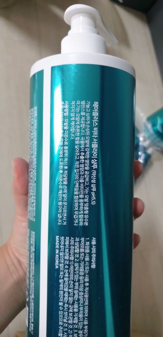 헤어플러스 가는모발용 비타 서플라이 샴푸, 트리트먼트, 앰플 5개SET — 5점을 준 리뷰어가 2021년 7월 올린 사용 사진