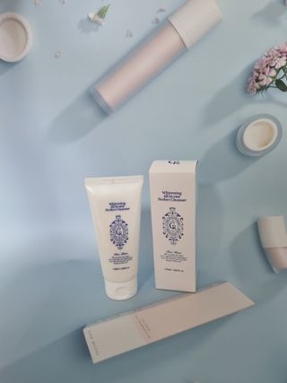 청담로즈 로즈블랑 화이트닝 올인원 퍼펙트 클렌저 — 5점을 준 리뷰어가 2023년 7월 올린 사용 사진