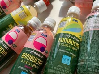 더그레잇티 콤부차 [매일유업] 더그레잇티 44kcal 콤부차 300ml *12개입 (오리지널 6개+베리리치 6개) — 5점을 준 리뷰어가 2023년 9월 올린 사용 사진