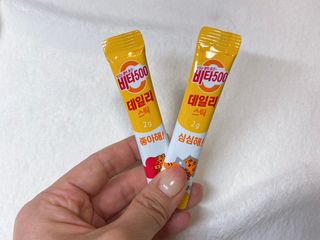 광동생활건강 [광동] 비타500데일리스틱 수능 패키지 (70+굿즈) 뚱랑이 수능엽서+쇼핑백 — 5점을 준 리뷰어가 2022년 11월 올린 사용 사진