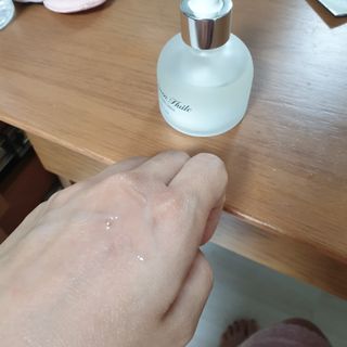 브에노 파리퀸 윌 페이스 오일 — 5점을 준 리뷰어가 2021년 8월 올린 사용 사진