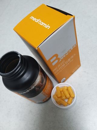 메디타민 비타민B 컴플렉스 — 5점을 준 리뷰어가 2021년 8월 올린 사용 사진