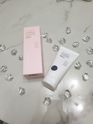 냉장고에 넣어요, 붉은 트러블 피부 다음날 진정되요 [버진팜스 푸딩수딩아토] — 5점을 준 리뷰어가 2021년 9월 올린 사용 사진