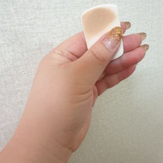 이든미네랄 비건 프레스드 파우더 팩트 — 5점을 준 리뷰어가 2022년 5월 올린 사용 사진
