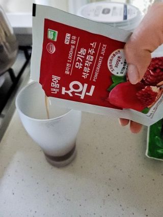농업회사법인조은 유기농 석류 NFC 착즙주스 70ml 30포 — 5점을 준 리뷰어가 2021년 10월 올린 사용 사진