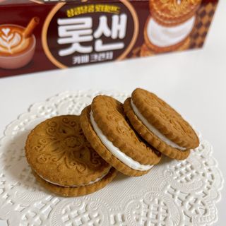롯데제과 롯샌 카페크런치 — 4.5점을 준 리뷰어가 2021년 10월 올린 사용 사진