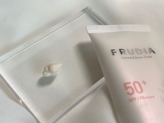 [후르디아] 모공블러 비건 선 프라이머 — 4.5점을 준 리뷰어가 2022년 6월 올린 사용 사진