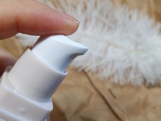 프리마인 선크림만 바꿨을 뿐인데 매일 물 2L챙겨먹고 기초케어 완벽하게 한 물빛피부 완성,셀라브UV프로텍터 — 5점을 준 리뷰어가 2023년 7월 올린 사용 사진