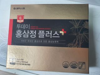 서울약사신협_투데이홍삼정플러스스틱_10g x 30포 — 5점을 준 리뷰어가 2021년 3월 올린 사용 사진