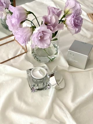 아이디플라코스메틱 아이디 페이스핏  시그니처 크림 50ml — 5점을 준 리뷰어가 2021년 10월 올린 사용 사진
