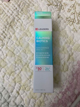 리더스코스메틱 리더스 카밍 바이오틱스 선 에센스 SPF 50+ PA++++ — 5점을 준 리뷰어가 2022년 8월 올린 사용 사진