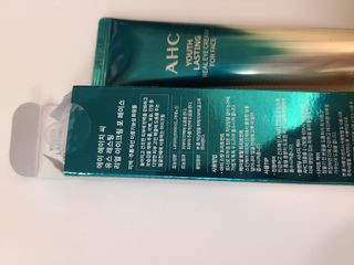 [NEW 탄력유턴 아이크림] AHC 유스 래스팅 리얼 아이크림 포 페이스 — 5점을 준 리뷰어가 2021년 2월 올린 사용 사진