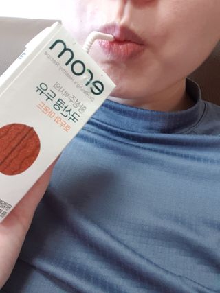 이롬 erom 황성주박사의 국산콩 두유 호두와 아몬드 — 5점을 준 리뷰어가 2020년 12월 올린 사용 사진