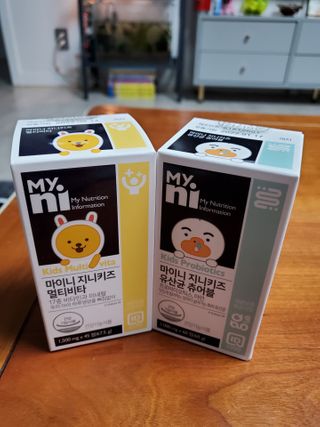일동제약 마이니 마이니 지니키즈 유산균 츄어블, 멀티비타 set — 5점을 준 리뷰어가 2021년 3월 올린 사용 사진