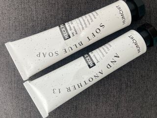 멈칫(MUMCHIT) 넥퍼퓸 NECKPERFUME 2가지 향 — 4.5점을 준 리뷰어가 2021년 11월 올린 사용 사진