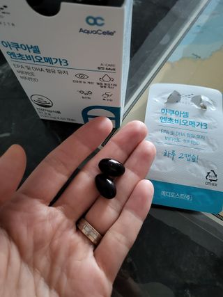 메디포스트 모비타 아쿠아셀 엔초비오메가3 60캡슐 — 5점을 준 리뷰어가 2022년 12월 올린 사용 사진