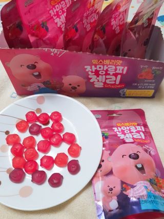 [팔도] 잔망루피젤리 믹스베리맛 42g 8개 — 5점을 준 리뷰어가 2022년 1월 올린 사용 사진