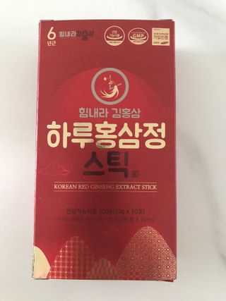 힘내라김홍삼 하루홍삼정스틱 10g x 10포 — 5점을 준 리뷰어가 2021년 3월 올린 사용 사진