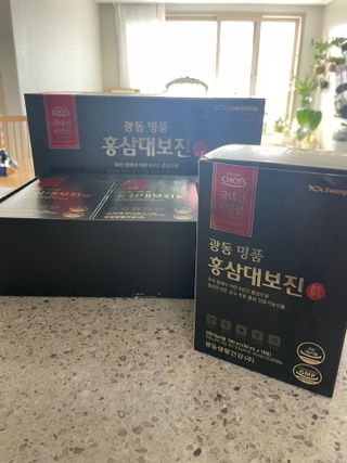 광동생활건강 광동 명품 홍삼대보진 50mL x 30포 — 5점을 준 리뷰어가 2023년 4월 올린 사용 사진