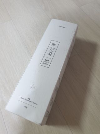 [베러오리진] 무화과 크리미 딥 폼 클렌저/피부 노폐물 & 미세먼지 99 세정 인증 민감성 피부 무자극 인증 — 5점을 준 리뷰어가 2021년 11월 올린 사용 사진