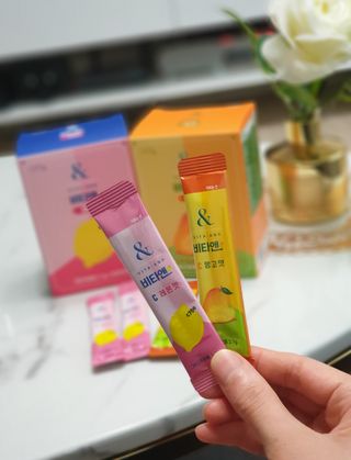 비타앤C 레몬맛, 망고맛 — 5점을 준 리뷰어가 2021년 6월 올린 사용 사진
