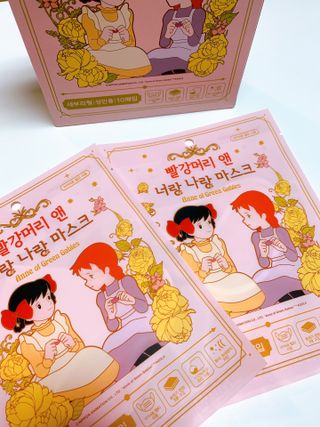 [숨그림]  덴탈마스크 짱구 우리아이 그리고 내가 쓰는 믿을수있는 케릭터 마스크  16종 — 5점을 준 리뷰어가 2021년 10월 올린 사용 사진