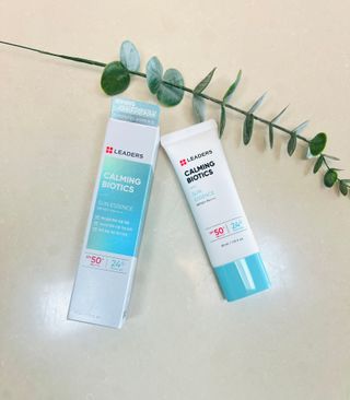 리더스코스메틱 리더스 카밍 바이오틱스 선 에센스 SPF 50+ PA++++ — 4.5점을 준 리뷰어가 2022년 6월 올린 사용 사진